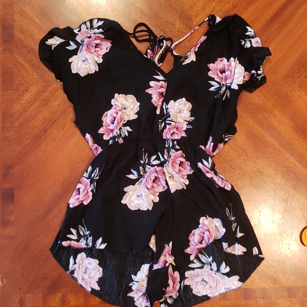 Charlotte Russe Floral Romper One Piece Black Pink Women's Size Small